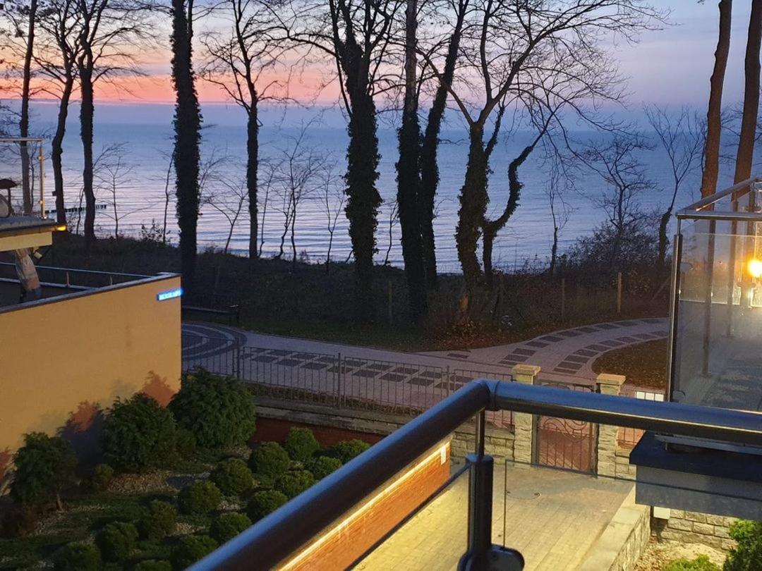 Gold Platinium Apartament Z Widokiem Na Morze Rewal Esterno foto